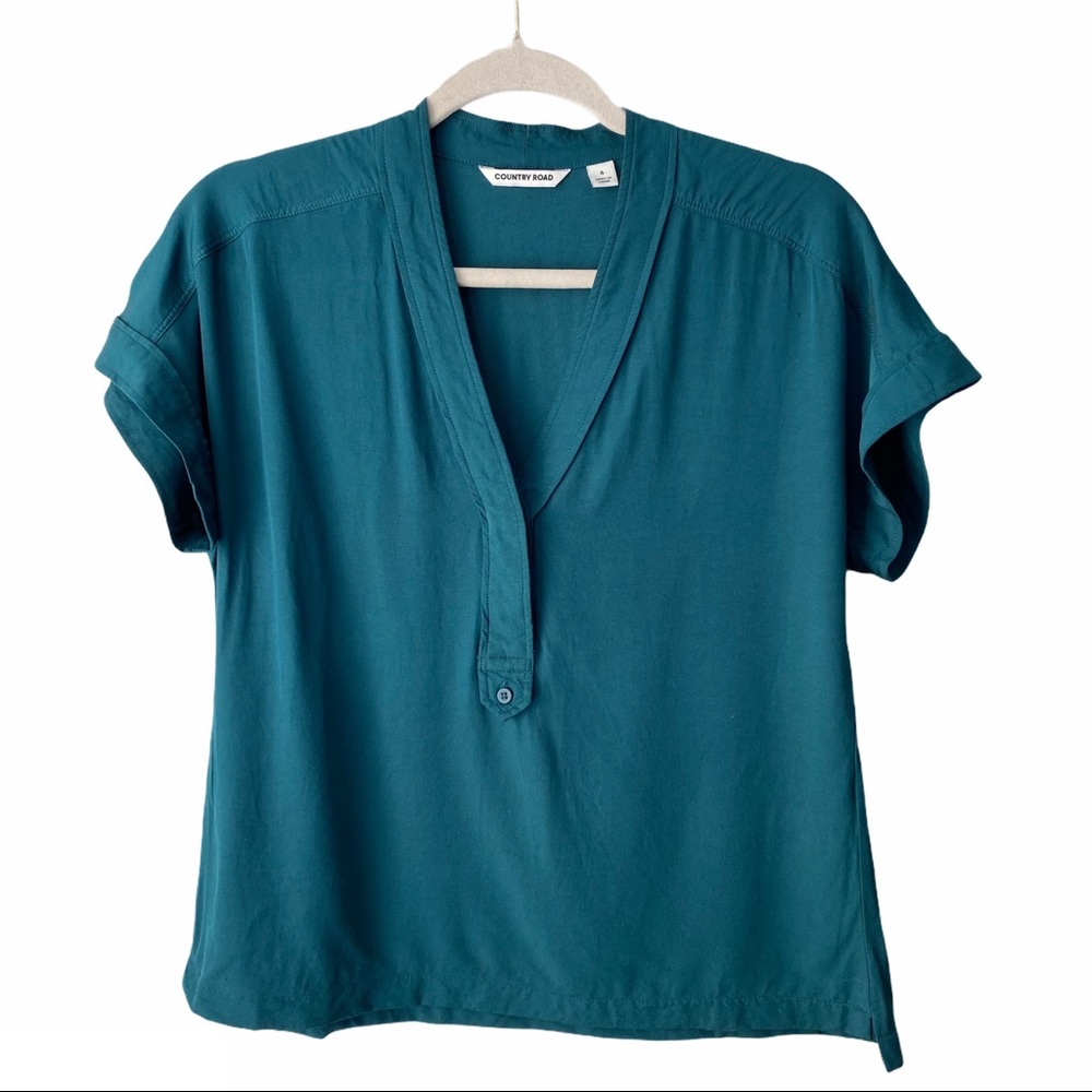 Country Road V Neck Blouse rolled sleeves sz 4